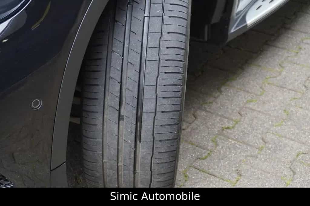 Mercedes-Benz GLC 43 AMG 4Matic LEDER+NAVI+PANO+KAMERA+ALU-21 03/2018-photo-44