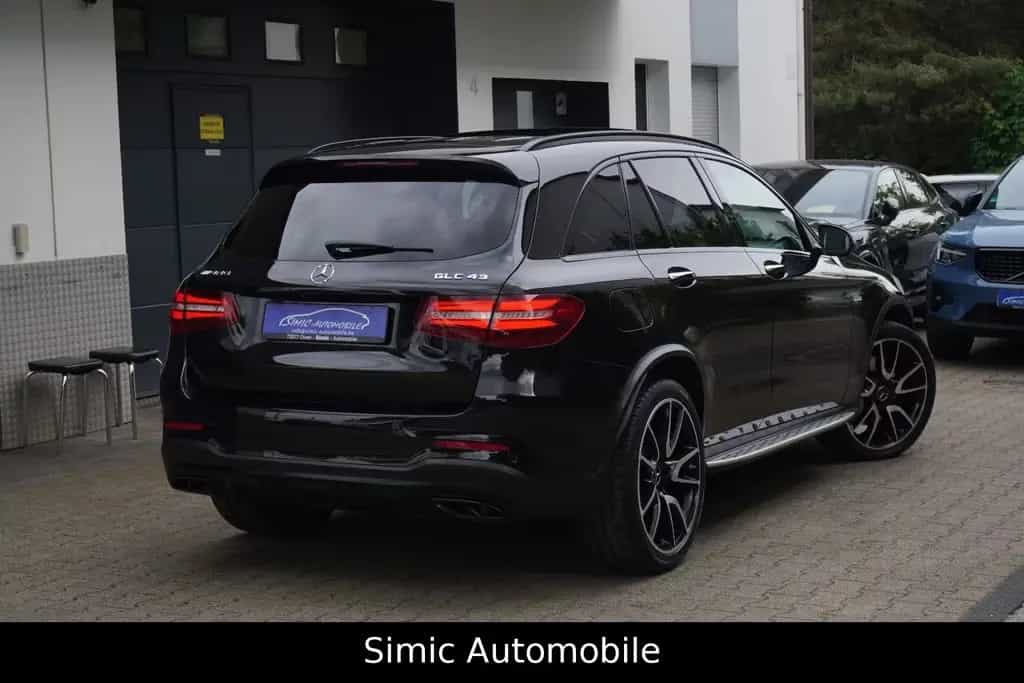 Mercedes-Benz GLC 43 AMG 4Matic LEDER+NAVI+PANO+KAMERA+ALU-21 03/2018-photo-5