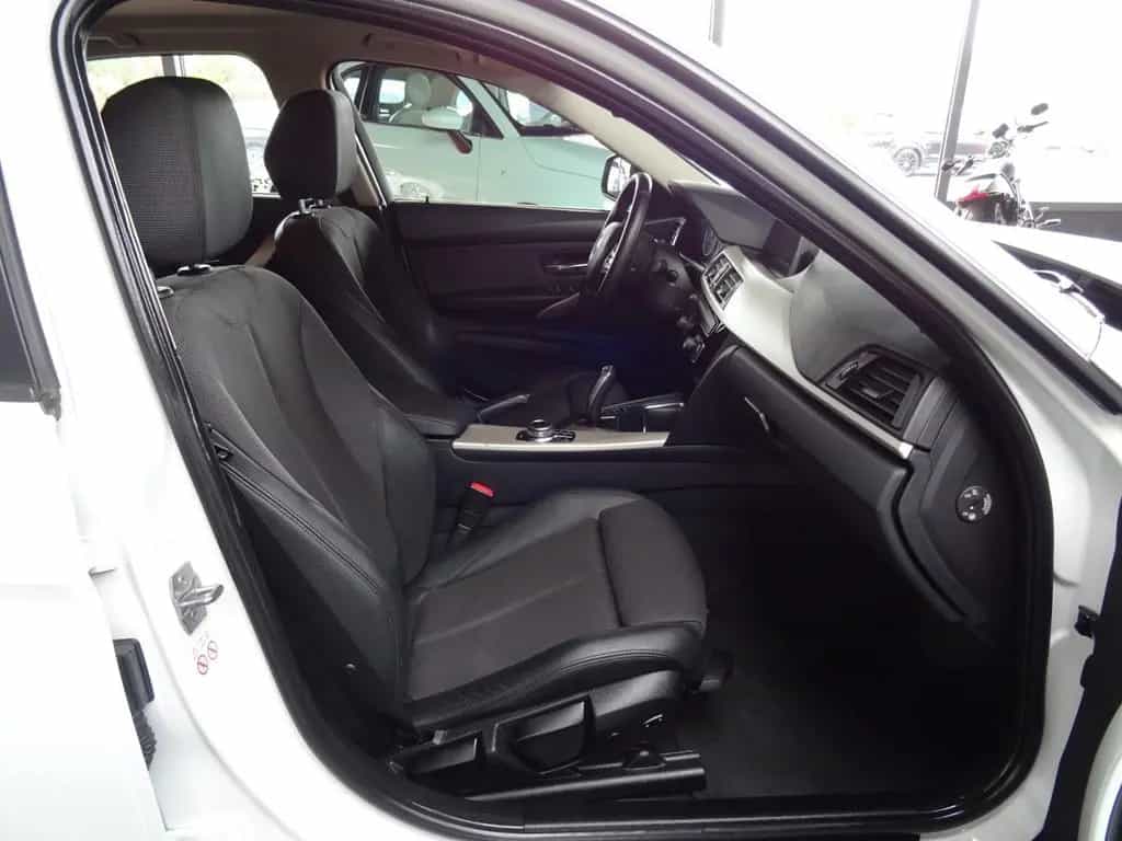 BMW 320 d Advantage/ Automatik/ Navi/ LED/ PDC 10/2018-photo-11