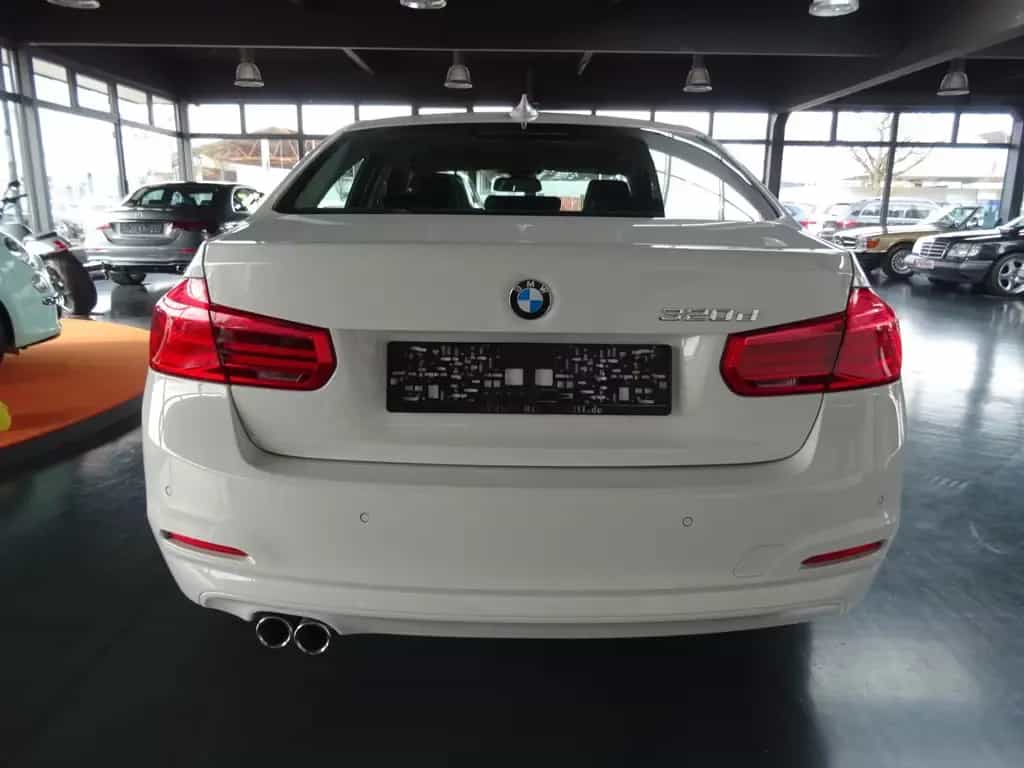 BMW 320 d Advantage/ Automatik/ Navi/ LED/ PDC 10/2018-photo-19