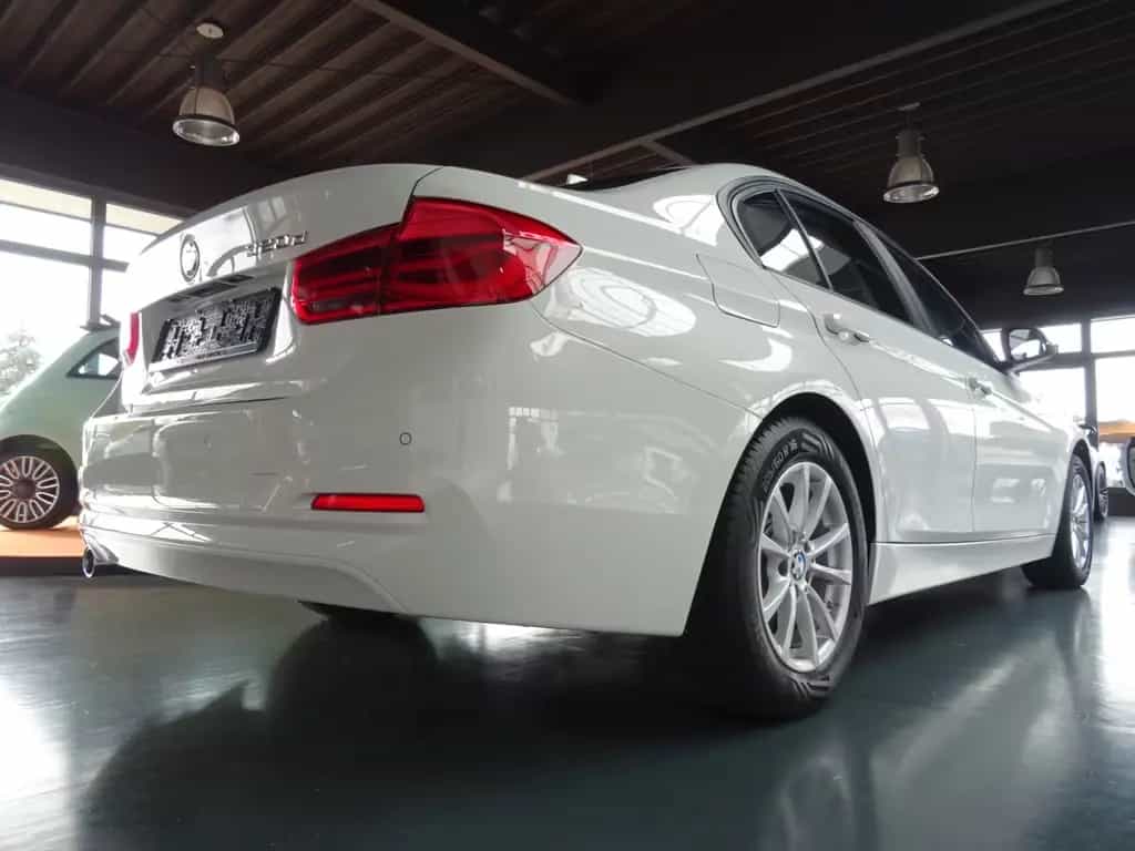 BMW 320 d Advantage/ Automatik/ Navi/ LED/ PDC 10/2018-photo-21