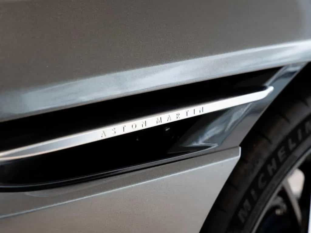 Aston Martin DB12 V8 Coupe 08/2025-photo-26