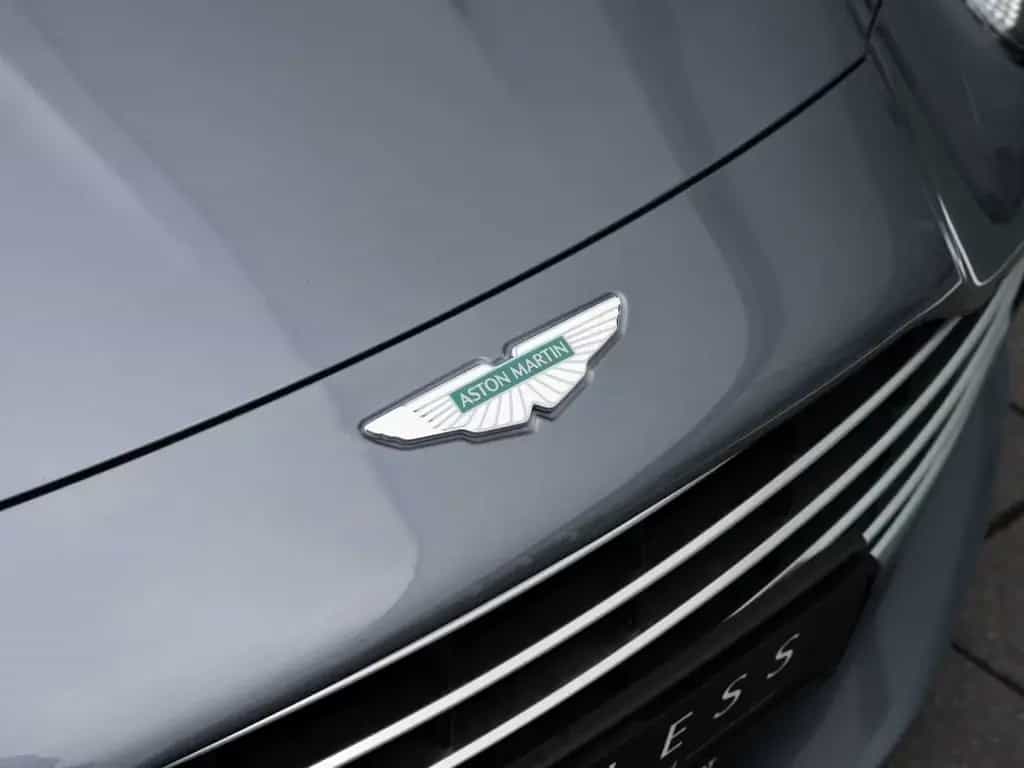 Aston Martin DB12 V8 Coupe 04/2024-photo-15