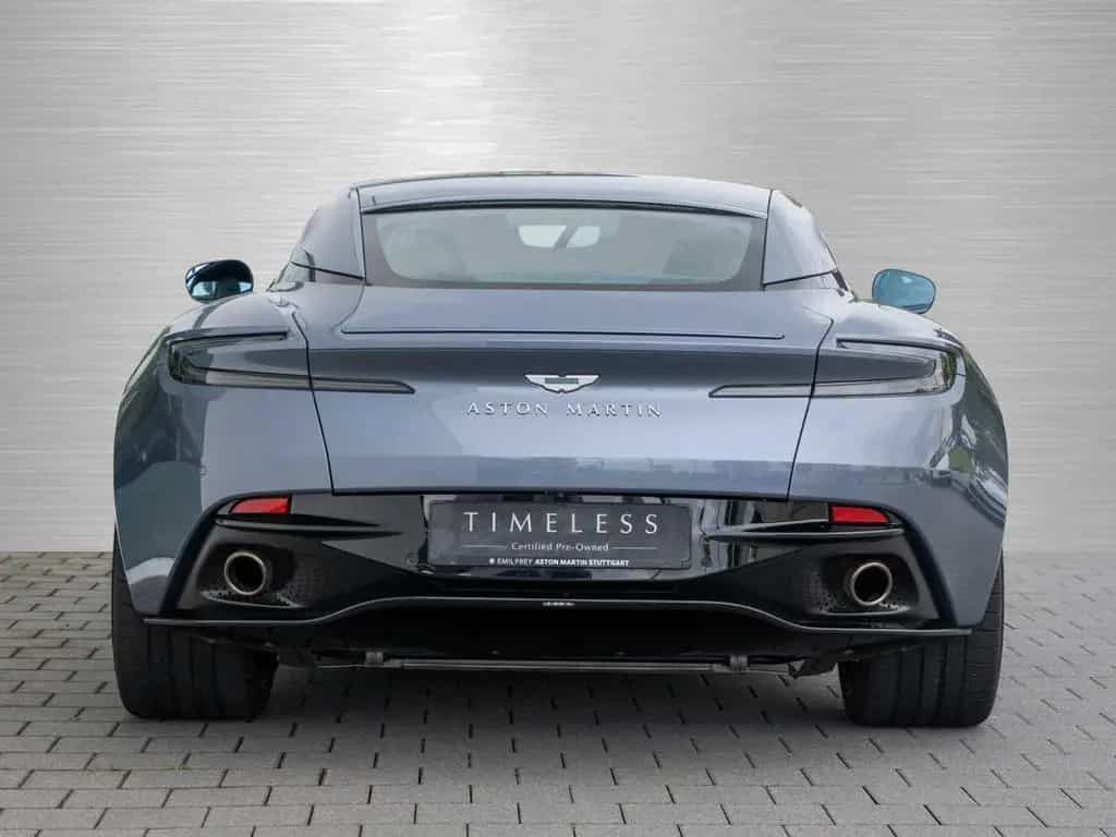 Aston Martin DB12 V8 Coupe 04/2024-photo-21