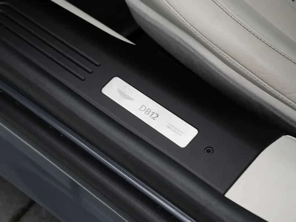 Aston Martin DB12 V8 Coupe 04/2024-photo-26