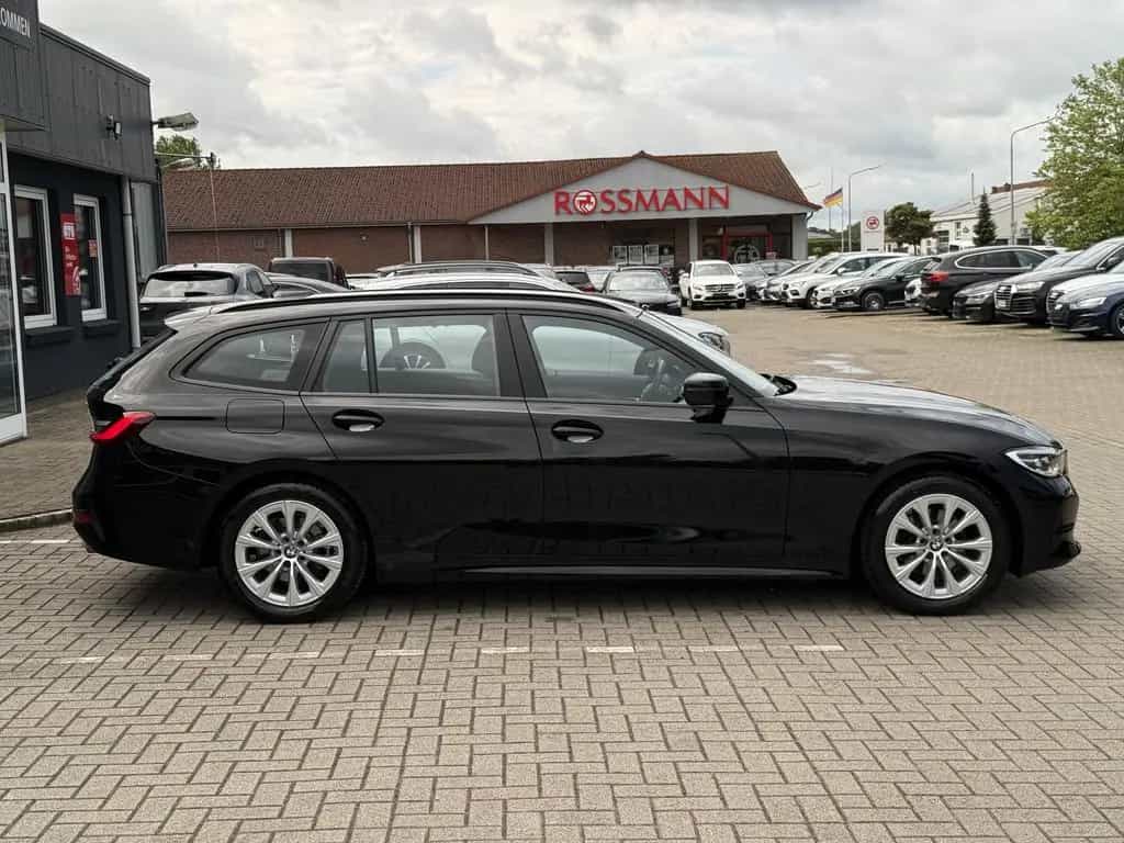 BMW 320 d Touring,Virtual,Navi-Pro,Winter, 07/2021-photo-4
