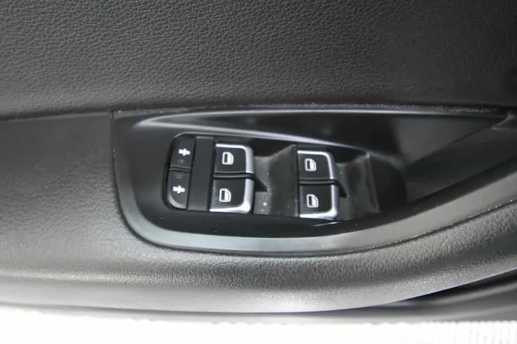 Audi A6 Avant 2.0 TDI ultra SHZ AHK Klima Tempo Leder 09/2014-photo-24