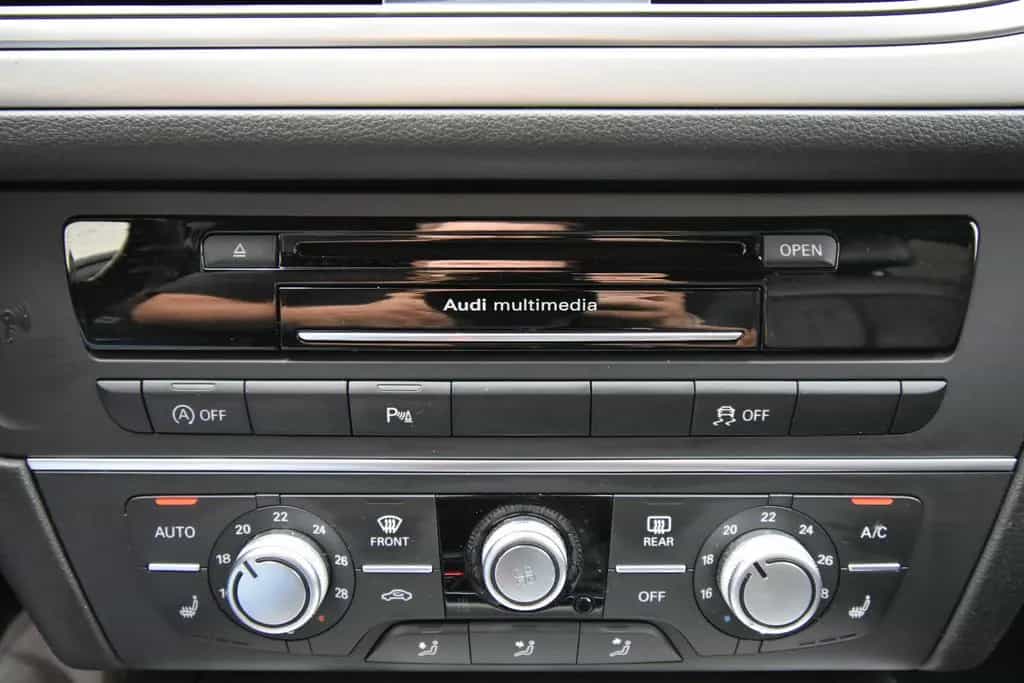 Audi A6 Avant 2.0 TDI ultra SHZ AHK Klima Tempo Leder 09/2014-photo-32