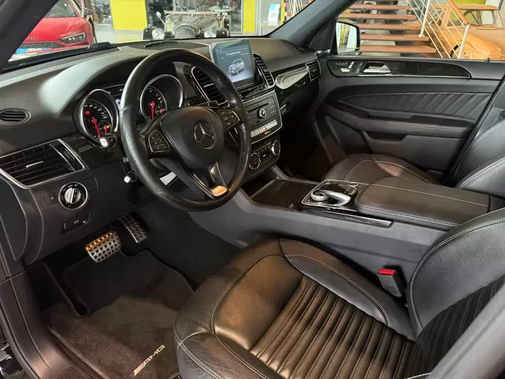Mercedes-Benz GLE 500 4Matic*AMG-Line*360°*Pano*AHK*SHZ* 10/2018-photo-14