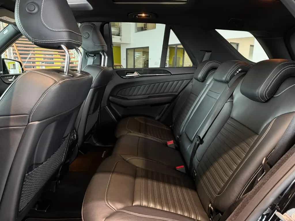 Mercedes-Benz GLE 500 4Matic*AMG-Line*360°*Pano*AHK*SHZ* 10/2018-photo-24