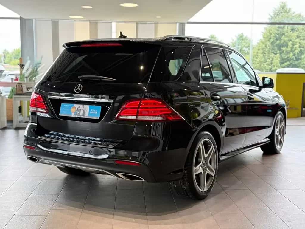 Mercedes-Benz GLE 500 4Matic*AMG-Line*360°*Pano*AHK*SHZ* 10/2018-photo-7