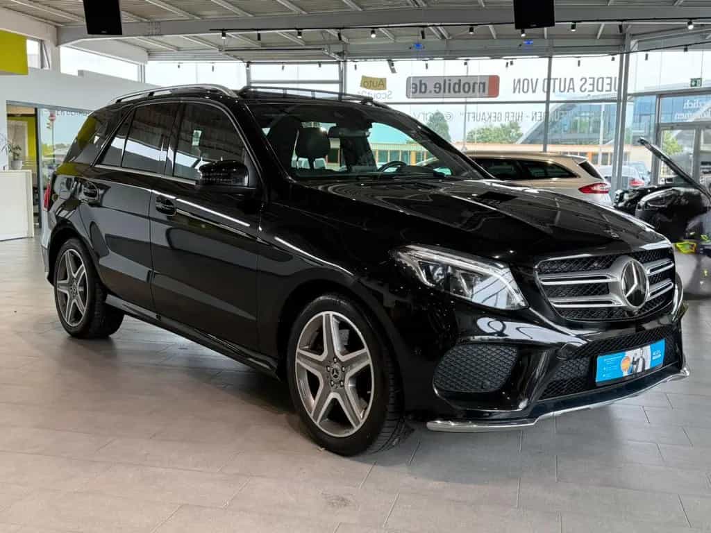 Mercedes-Benz GLE 500 4Matic*AMG-Line*360°*Pano*AHK*SHZ* 10/2018-photo-9