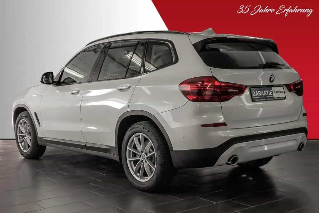 BMW X3 xDrive 20d*INSPEKT bei BMW*VIDEO AUF ANFRAGE* 01/2021-photo-3