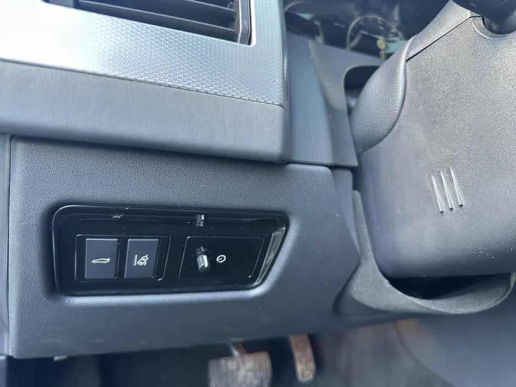 Jaguar XF Sportbrake Portfolio Pano AHK LED 12/2018-photo-8