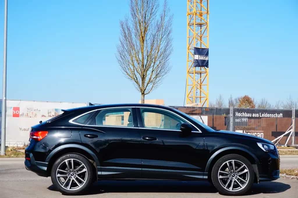 Audi Q3 Sportback 35 TDI*Automatik*NAVI*LED*1 HAND 06/2021-photo-5