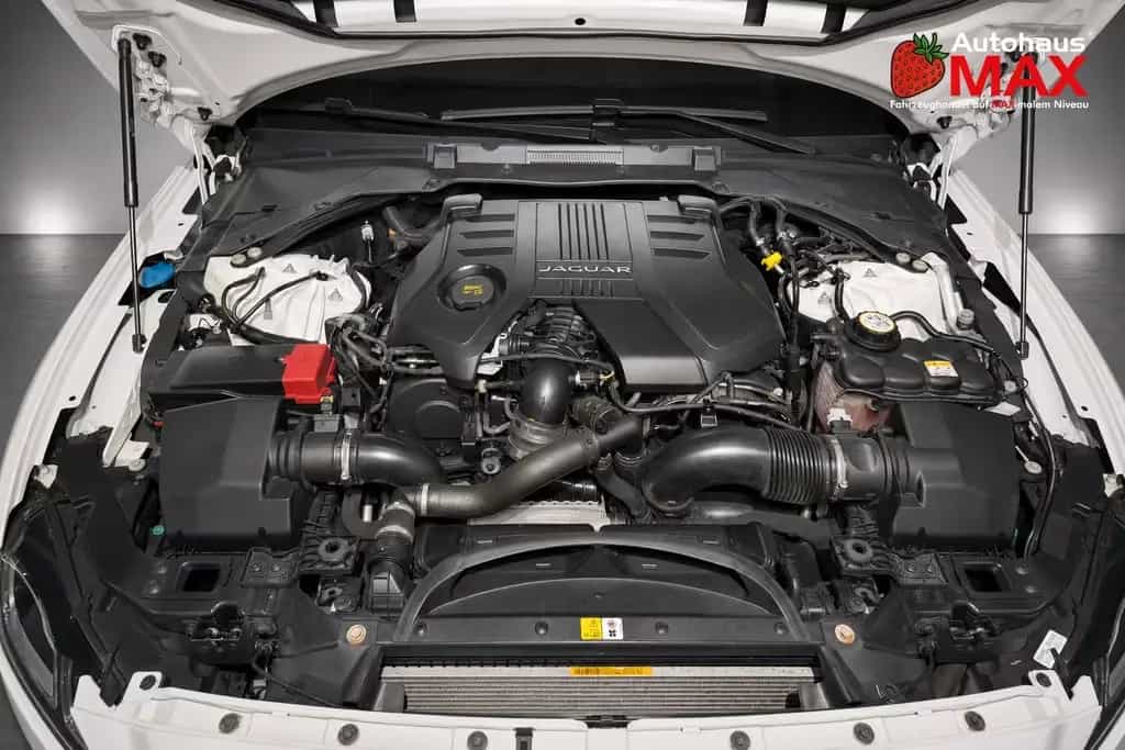 Jaguar XF Sportbrake S~SZH~SpurH~TotW~LHZ~Tempo 07/2018-photo-25