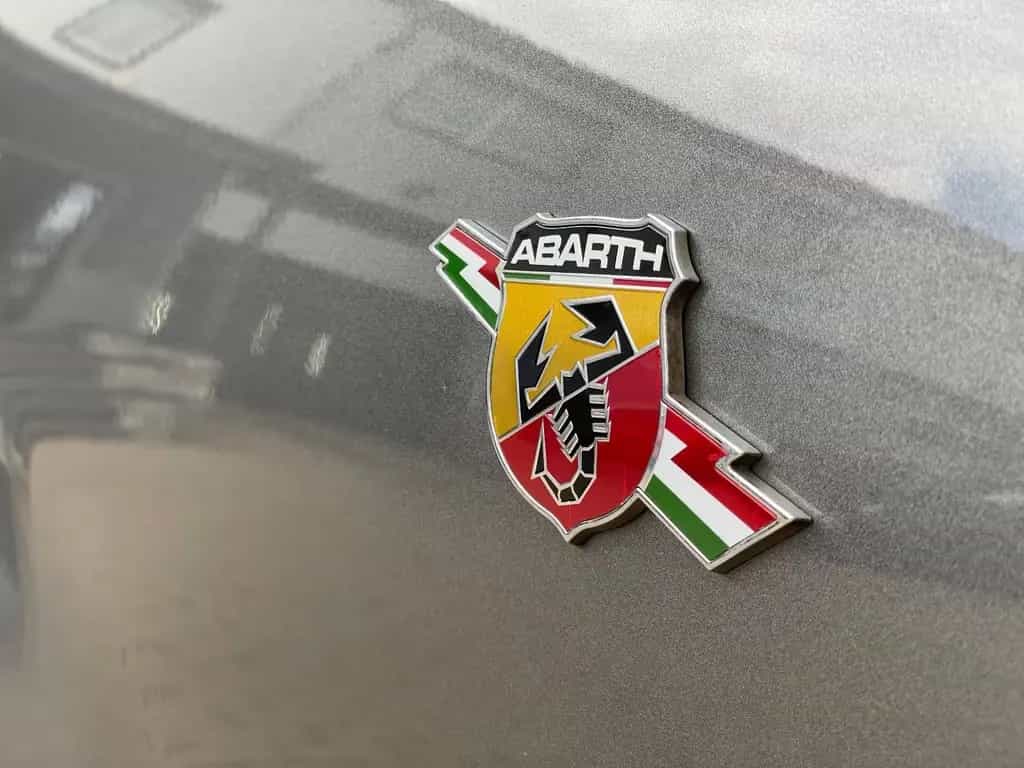 Abarth 500 595*1.HD*ALCANTARA*SPORTSITZE*XENON*UVM.* 08/2023-photo-20
