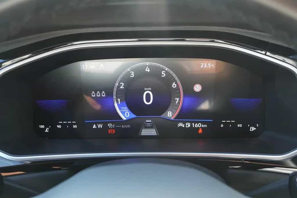 Volkswagen T-Roc 1.0 R-Line LED Navi ACC Sitzheizung Kamera 01/2023-photo-34