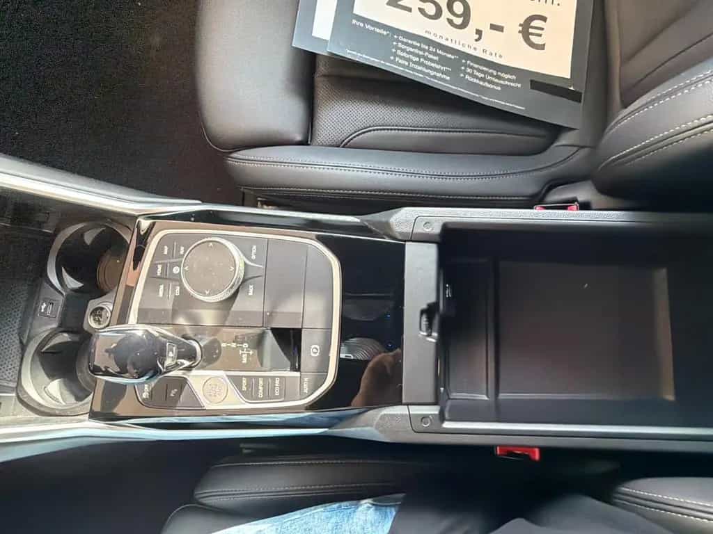 BMW 320 3 Touring 320 d Luxury Line 03/2022-photo-37
