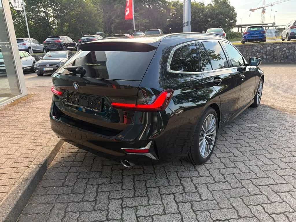 BMW 320 3 Touring 320 d Luxury Line 03/2022-photo-4