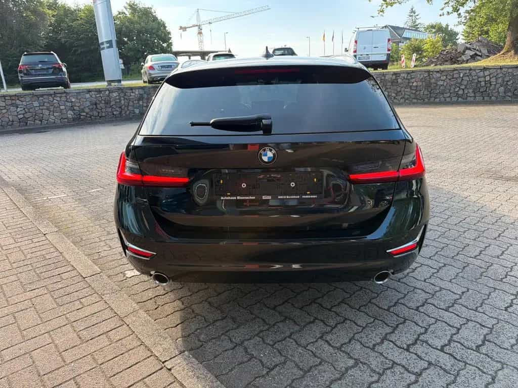 BMW 320 3 Touring 320 d Luxury Line 03/2022-photo-5