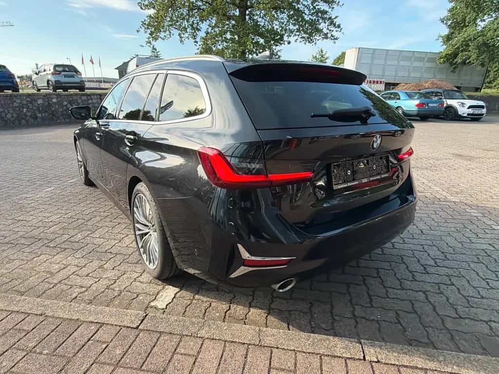 BMW 320 3 Touring 320 d Luxury Line 03/2022-photo-6