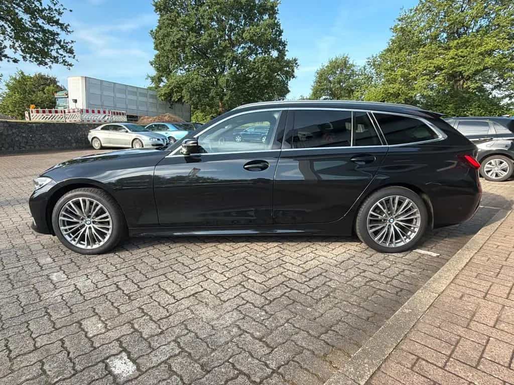 BMW 320 3 Touring 320 d Luxury Line 03/2022-photo-7