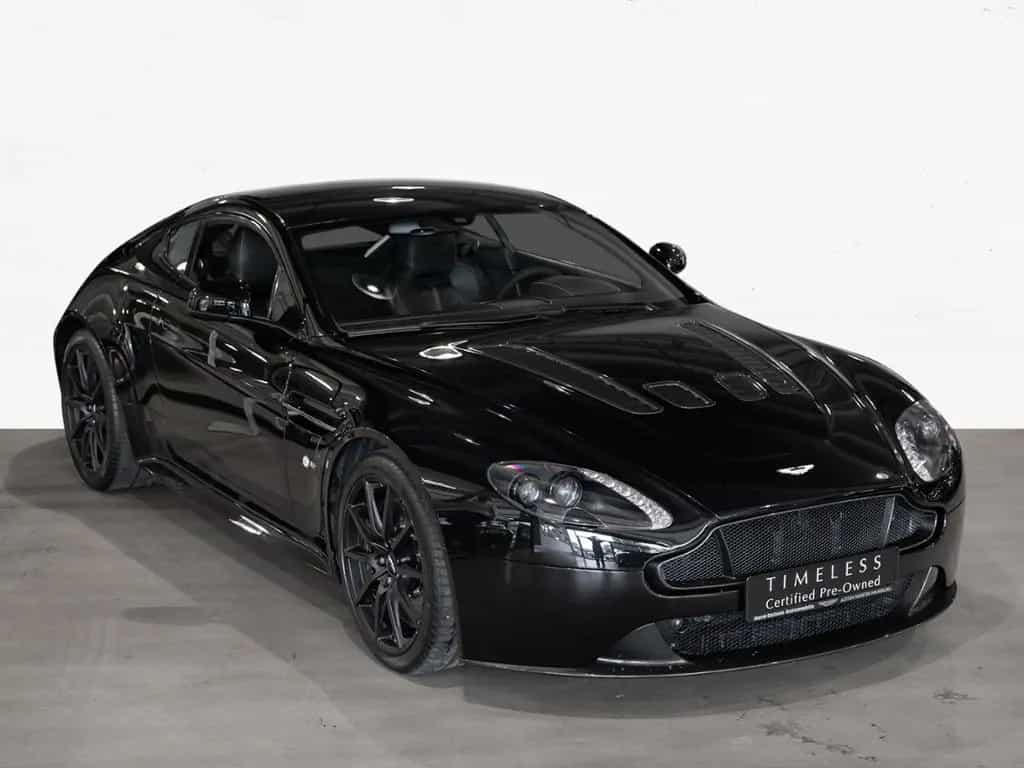 Aston Martin V12 Vantage S Coupe Aston Martin Hamburg 09/2014-photo-16