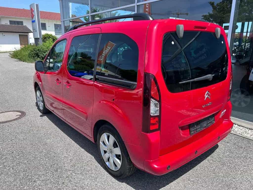 Citroën Berlingo Shine 1.2 PureTech 110 Stop&Start 81... 03/2018-photo-1