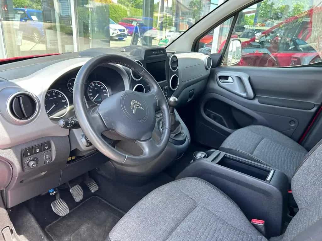 Citroën Berlingo Shine 1.2 PureTech 110 Stop&Start 81... 03/2018-photo-6