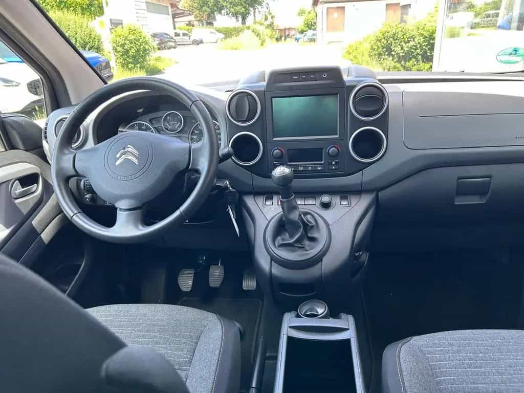 Citroën Berlingo Shine 1.2 PureTech 110 Stop&Start 81... 03/2018-photo-7