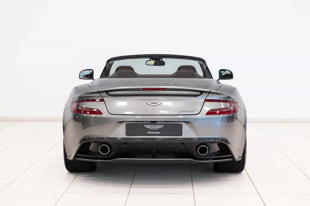 Aston Martin Vanquish Volante | 8-Speed | Tungsten Silver | 06/2017-photo-10