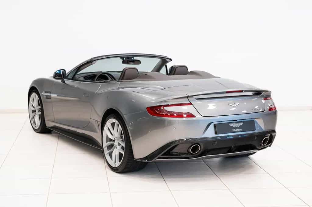 Aston Martin Vanquish Volante | 8-Speed | Tungsten Silver | 06/2017-photo-2