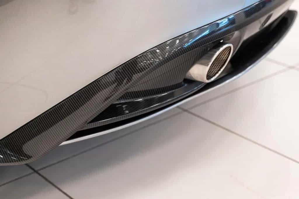 Aston Martin Vanquish Volante | 8-Speed | Tungsten Silver | 06/2017-photo-24