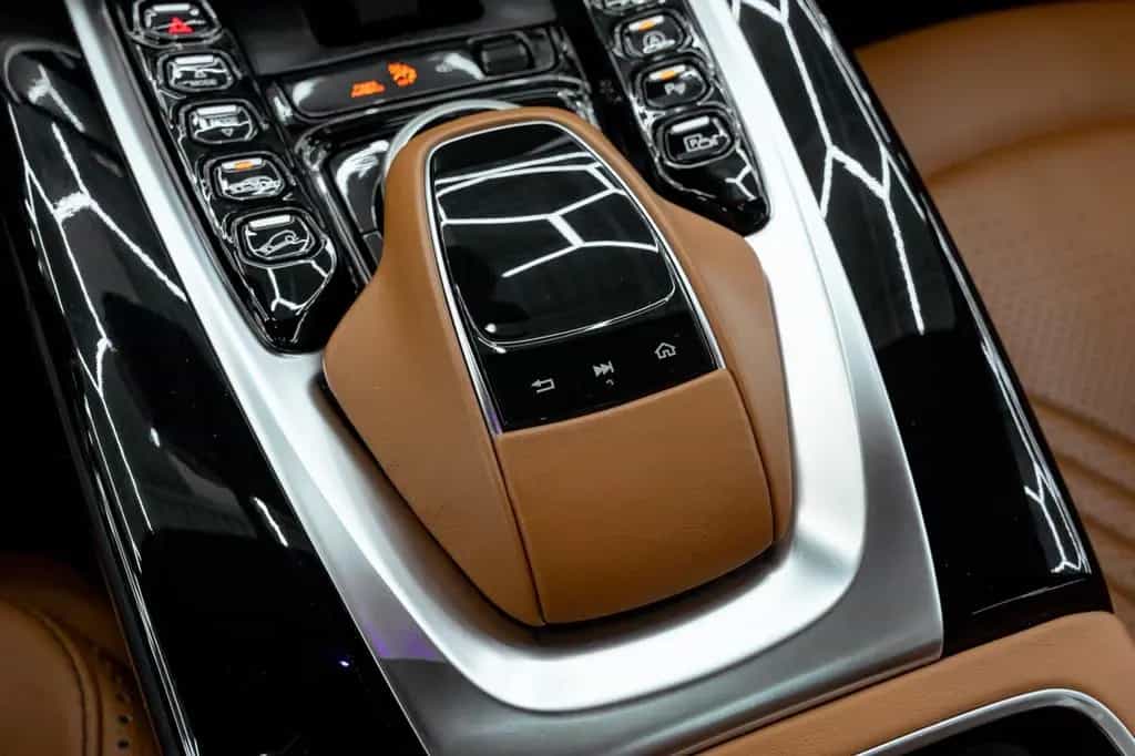 Aston Martin DBX // NETTO EXPORT // ACCIDENT FREE 05/2021-photo-33