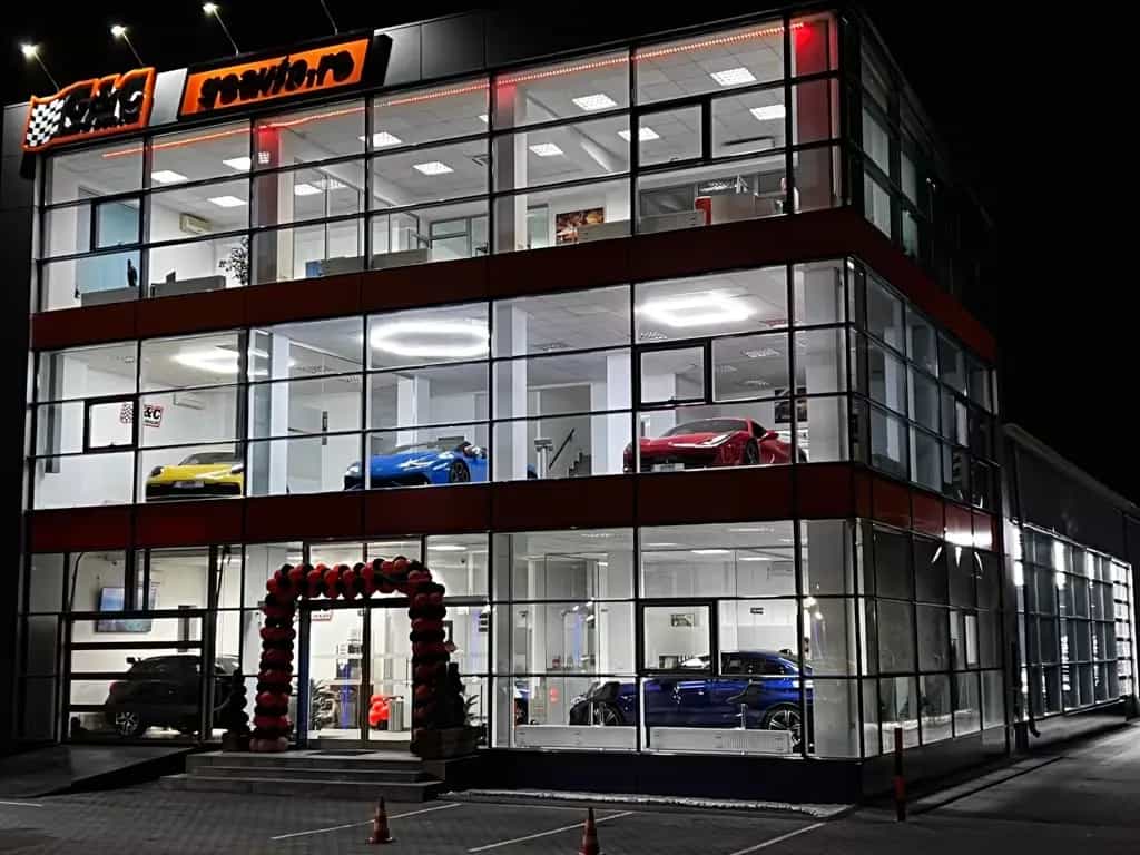 Aston Martin DBX // NETTO EXPORT // ACCIDENT FREE 05/2021-photo-38