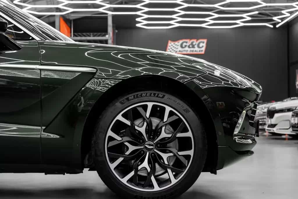 Aston Martin DBX // NETTO EXPORT // ACCIDENT FREE 05/2021-photo-7