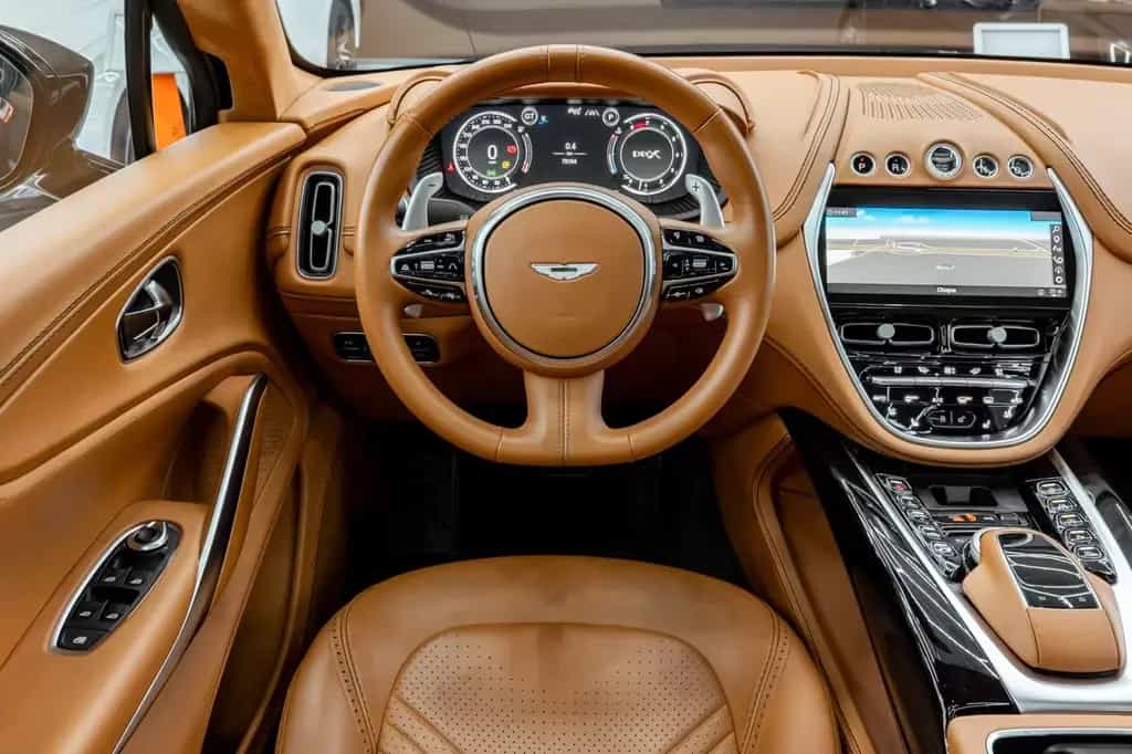 Aston Martin DBX // NETTO EXPORT // ACCIDENT FREE 05/2021-photo-9