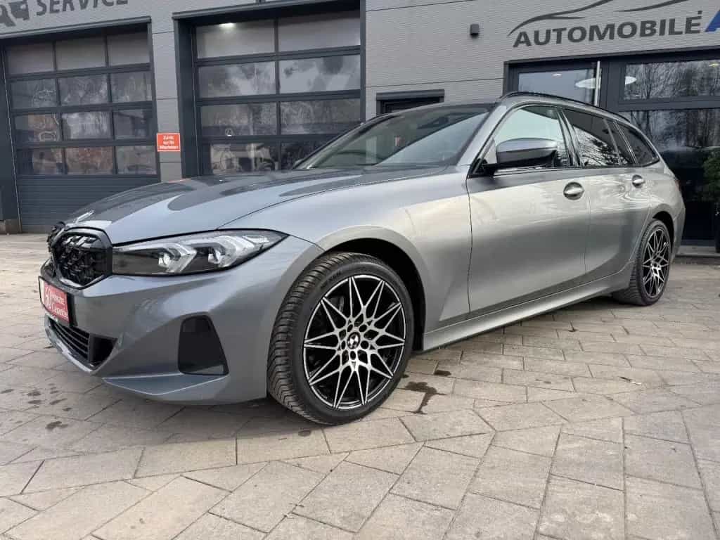 BMW 320 d Touring xDrive Aut. 08/2022-photo-3