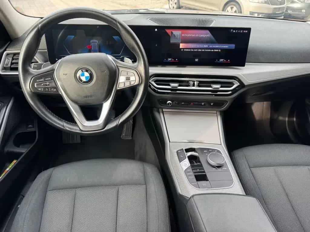 BMW 320 d Touring xDrive Aut. 08/2022-photo-9