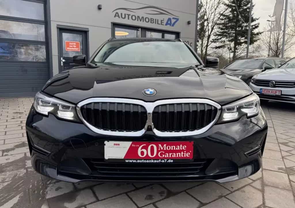 BMW 320 d Advantage *360°KAMERA/NAVI* 08/2020-photo-1