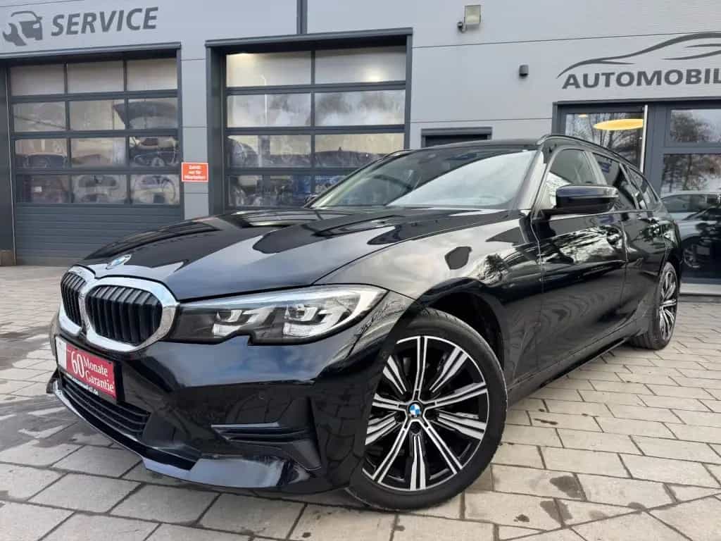 BMW 320 d Advantage *360°KAMERA/NAVI* 08/2020-photo-2