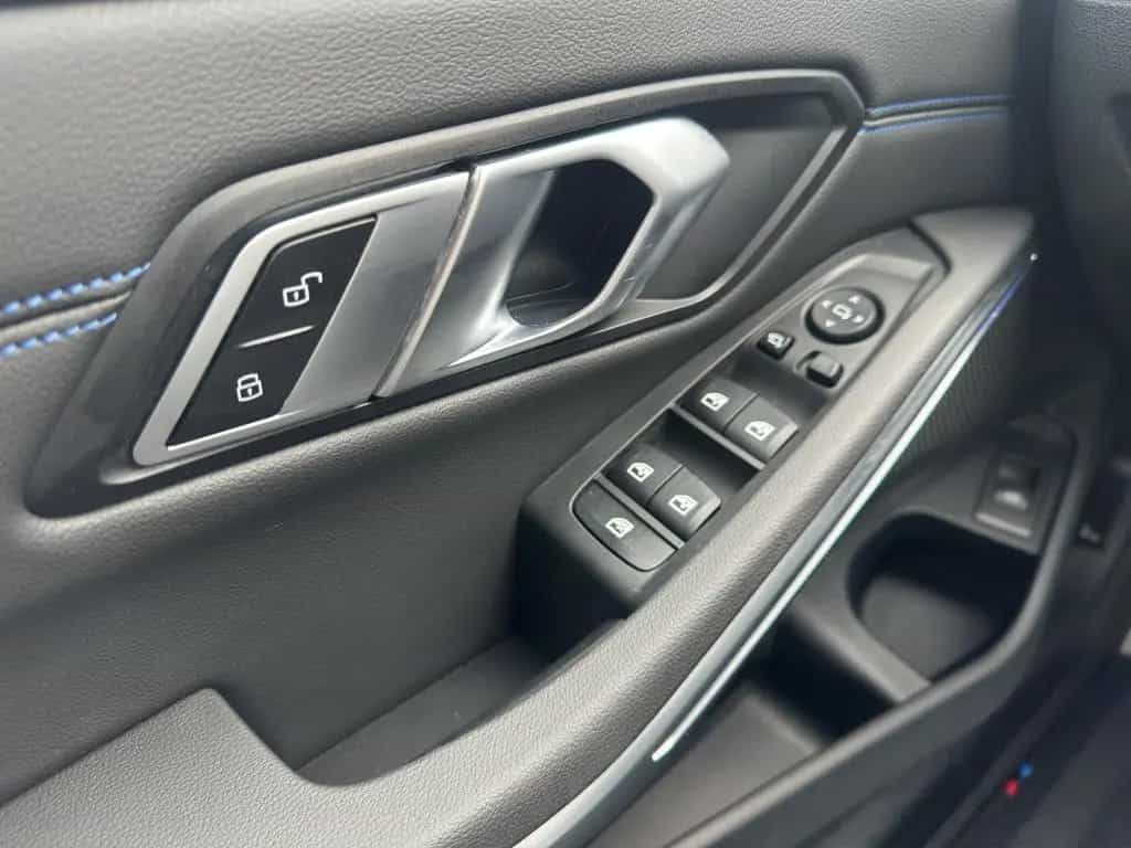 BMW 320 d xDrive Touring G21 XD5 xDrive LM Teilled. 10/2020-photo-11
