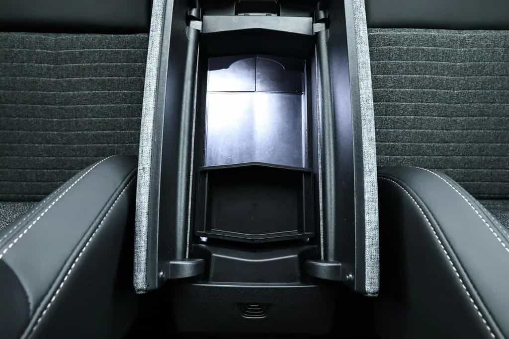 Peugeot 5008 1.2 MH 136 Allure|ACC|NAV|360°|SHZG|LED|7Si 03/2025-photo-13