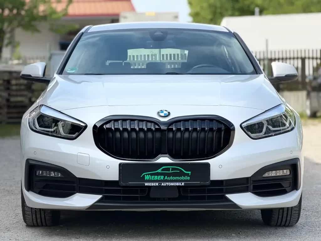 BMW 116 i Advantage°LED°ACTIVE GUARD PLUS°PDC°SITZHE 02/2022-photo-0