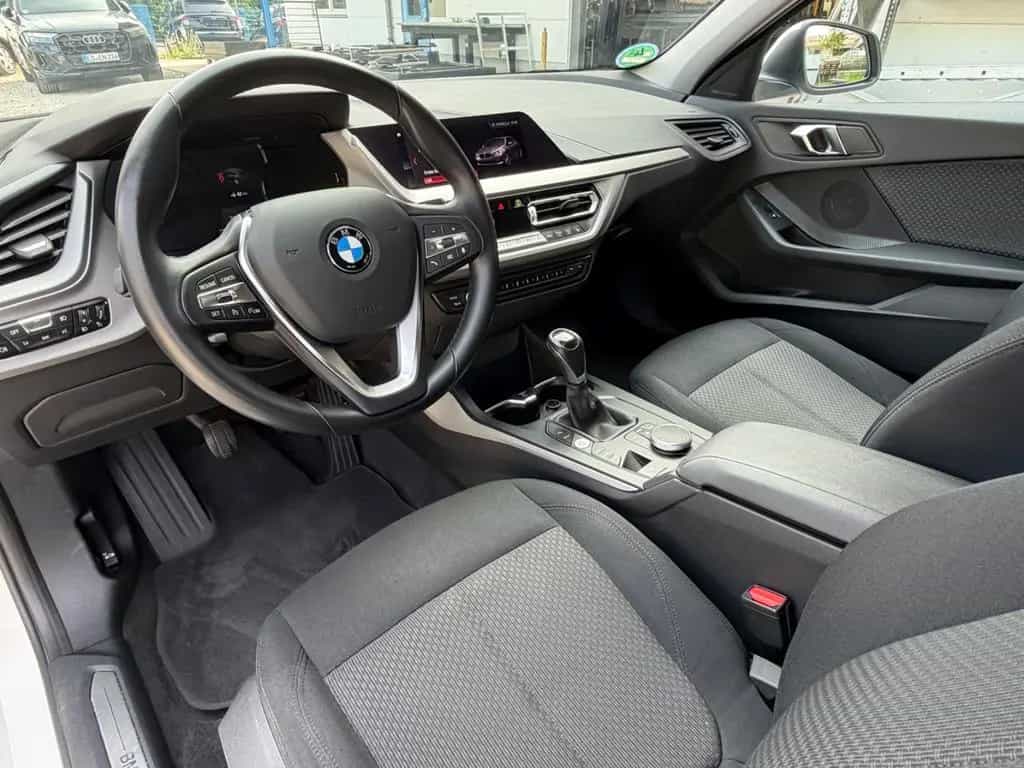 BMW 116 i Advantage°LED°ACTIVE GUARD PLUS°PDC°SITZHE 02/2022-photo-29