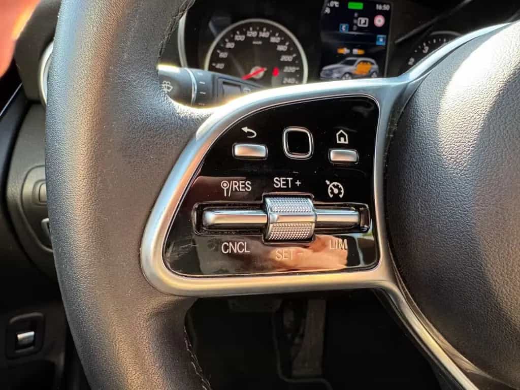 Mercedes-Benz GLC 200 4Matic 9G-TRONIC 11/2019-photo-9