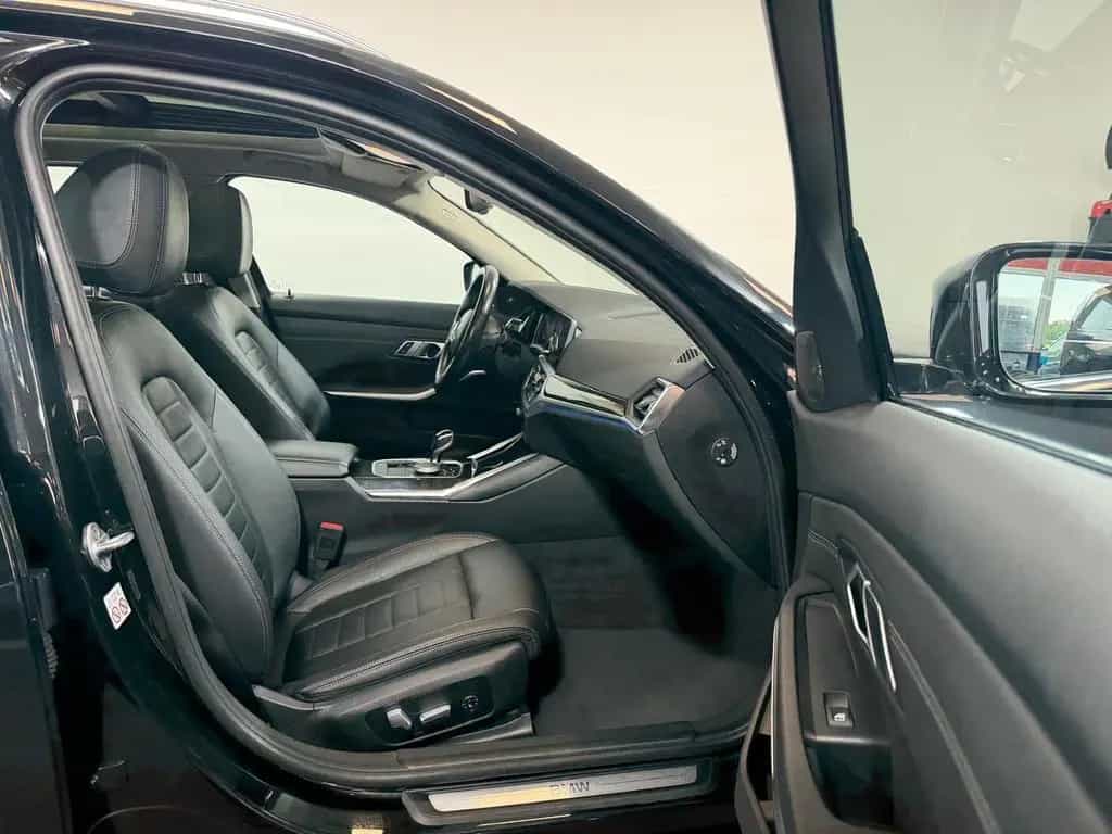 BMW 320 M d Luxury Line/Pano-Dach/LederPDC/ACC/PDC/ 12/2020-photo-11