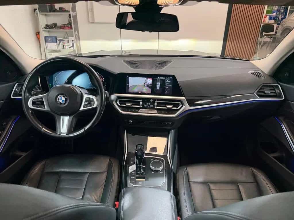 BMW 320 M d Luxury Line/Pano-Dach/LederPDC/ACC/PDC/ 12/2020-photo-9