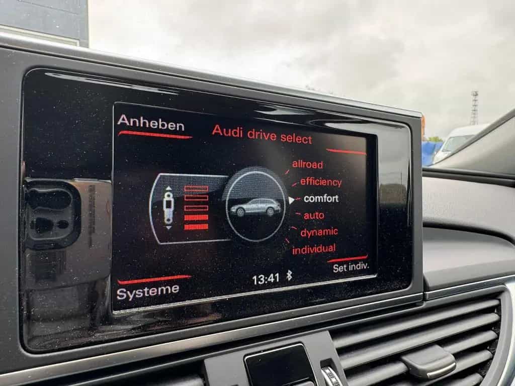 Audi A6 Allroad Kamera AHK Luftfahrwerk 11/2017-photo-23